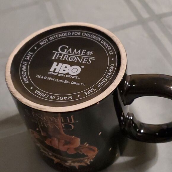 Game Of Thrones MUG  Coming Ceramic BLACK HBO 2014 - Picture 4 of 4